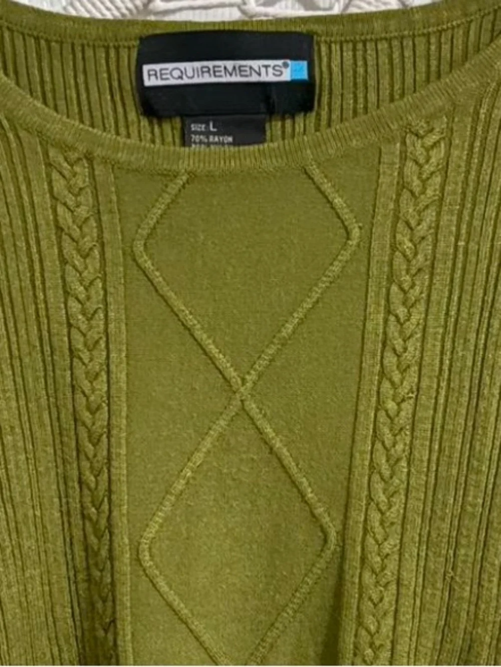 Knit Shortsleeve Vintage sweater lightweight size large moss green like new